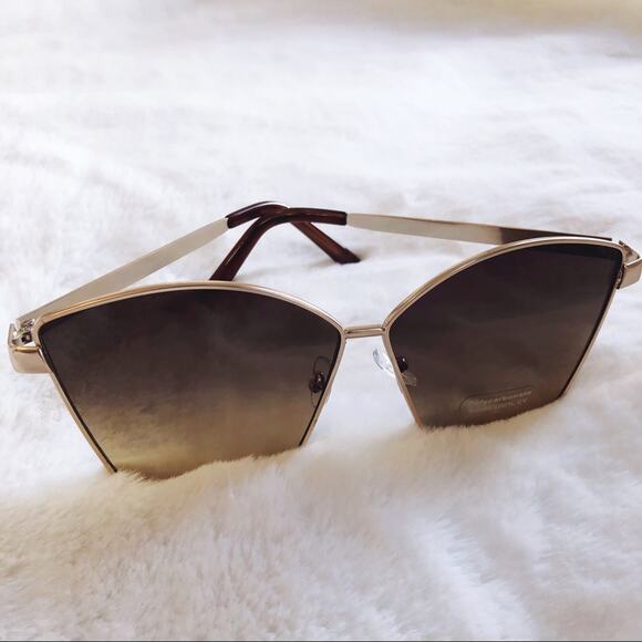 Aubrey Brown Gradient Vintage Oversized Sunglasses - Picture 3 of 6